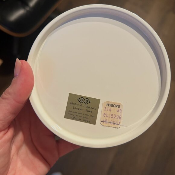 Vintage Lacquerware Christmas Coasters - Picture 6 of 6